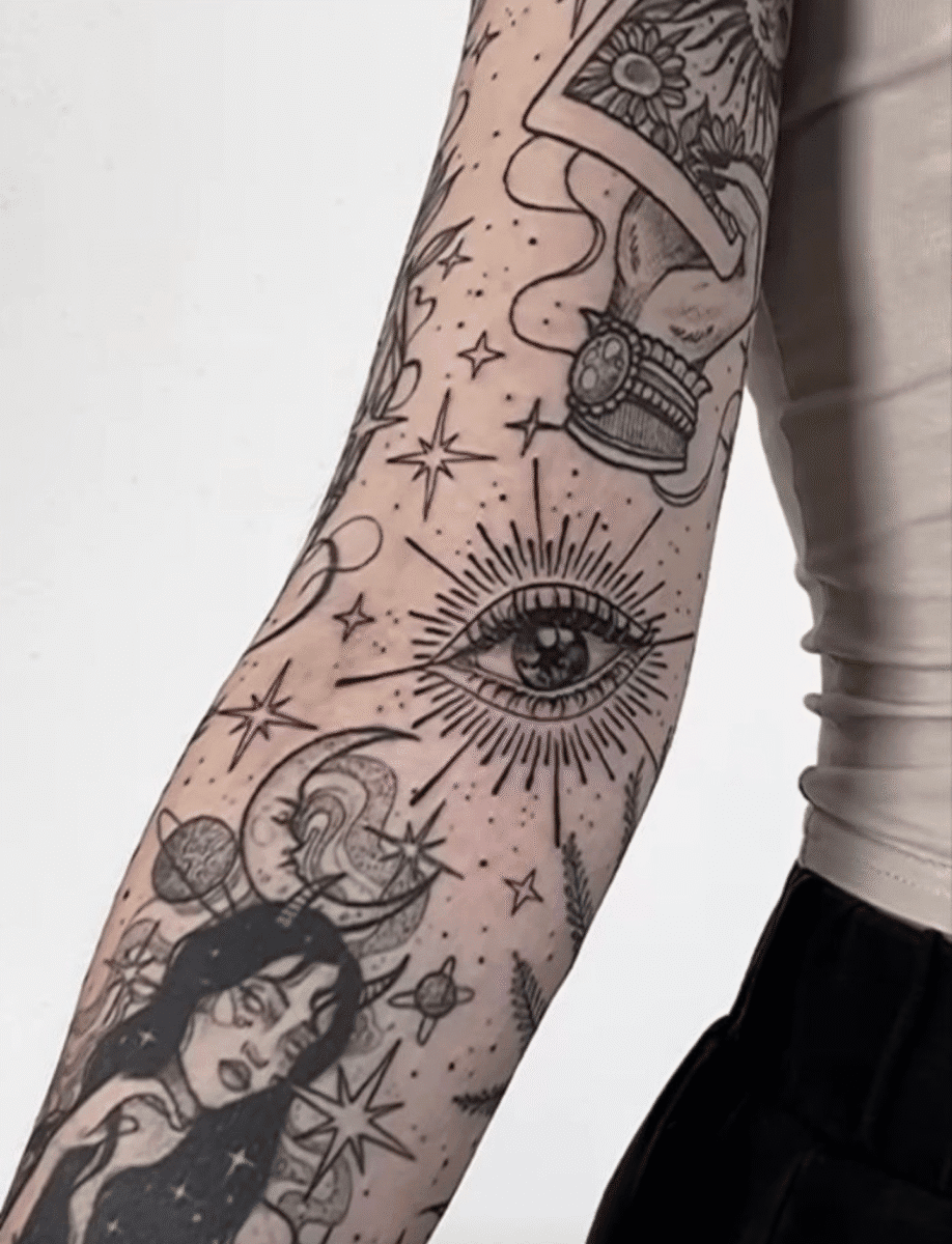 Tatuagens Femininas no Braço
