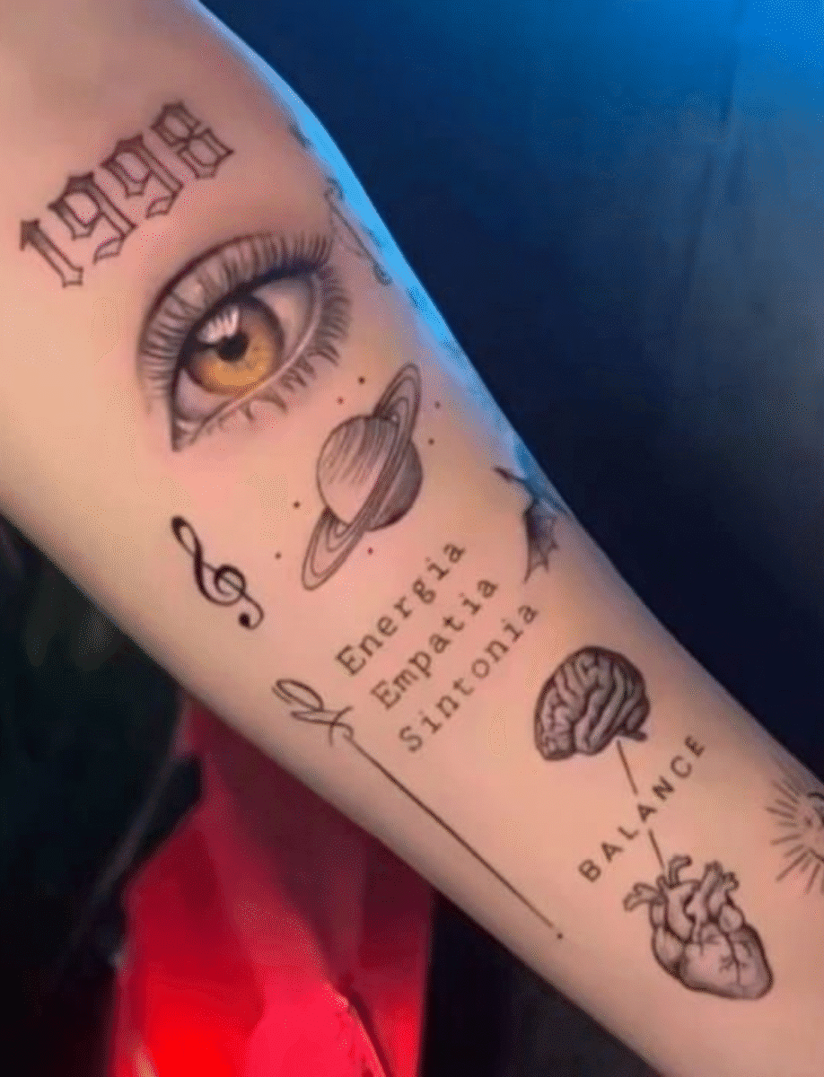 Tatuagens Femininas no Braço
