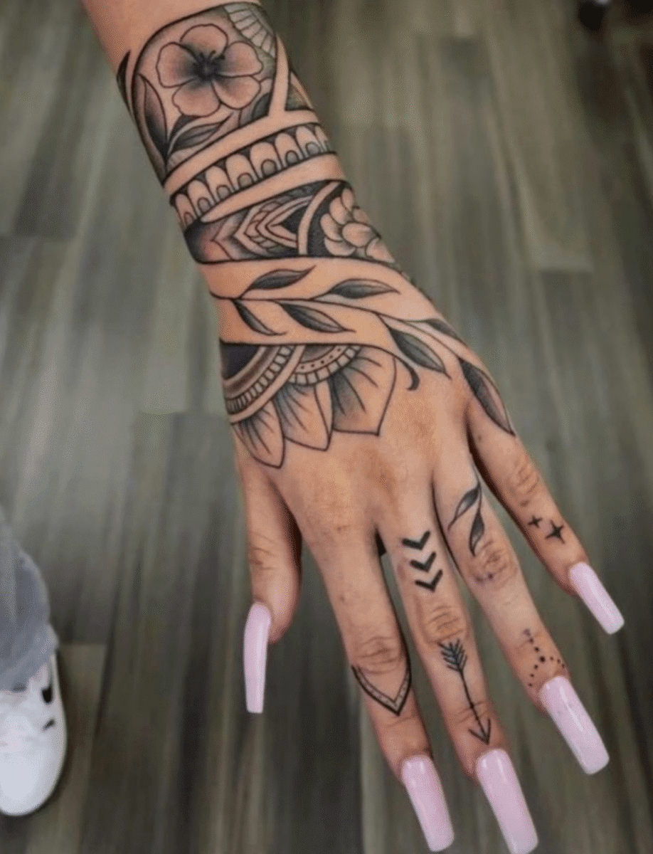 Tatuagens Femininas no Braço