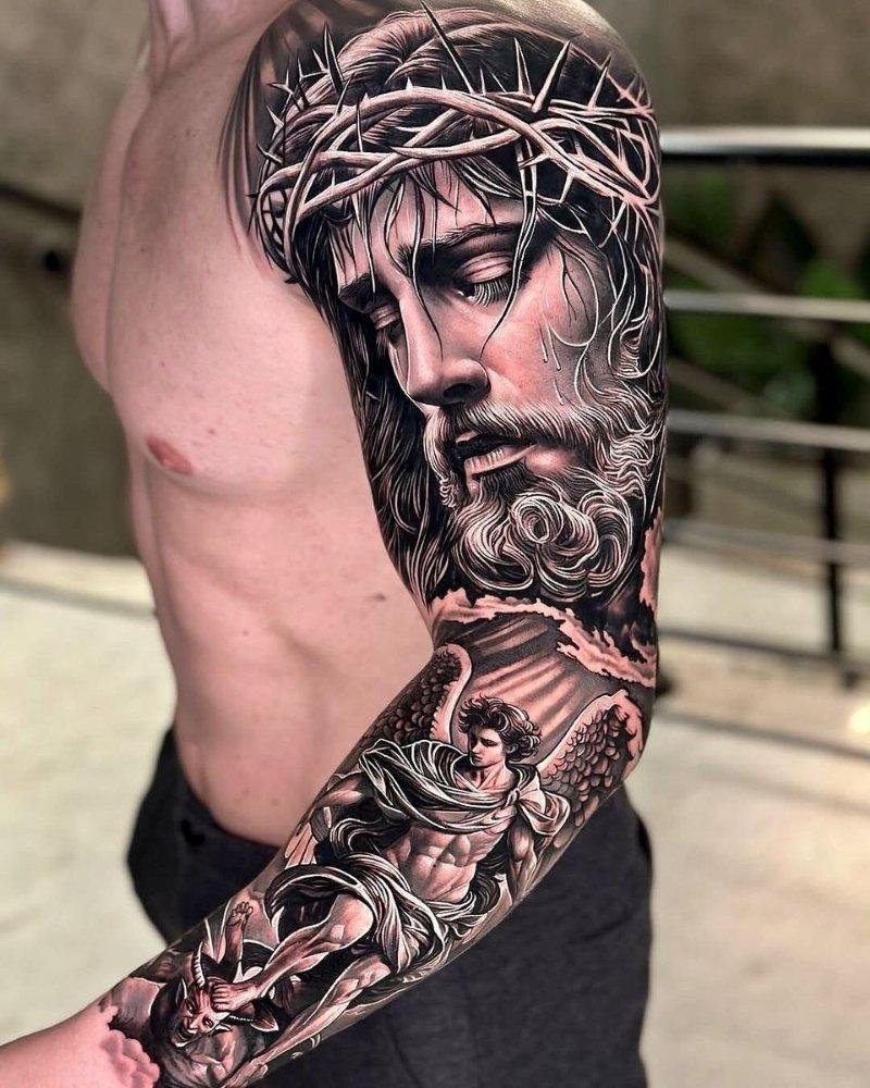 Tatuagem masculina no braço