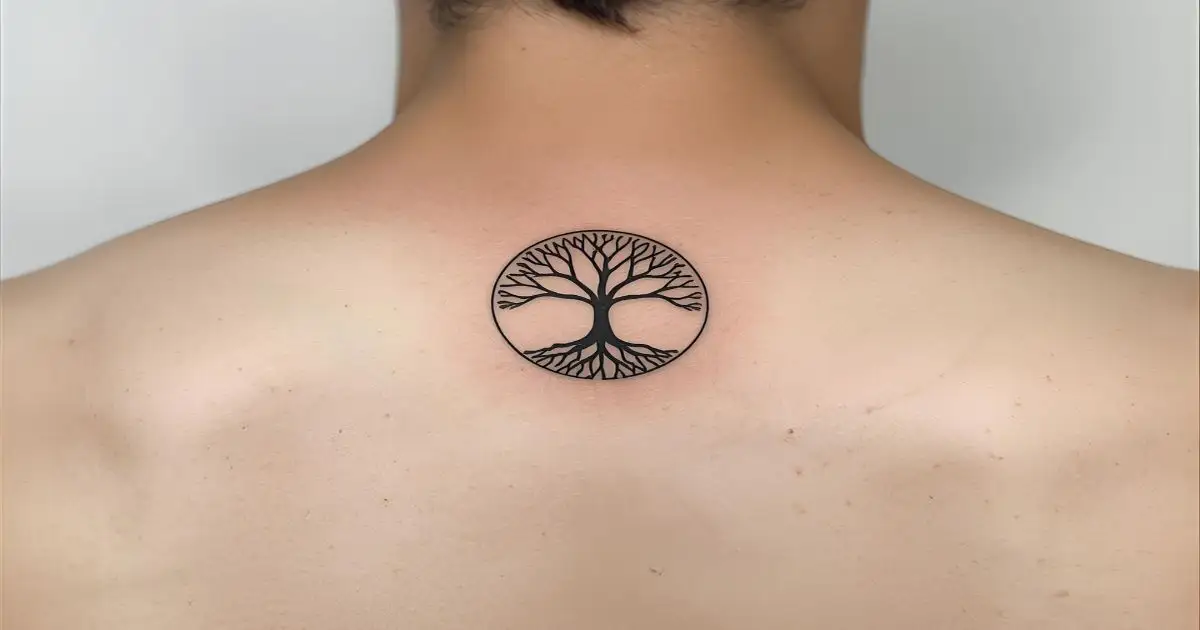 Tatuagens Masculinas Pequenas nas Costas
