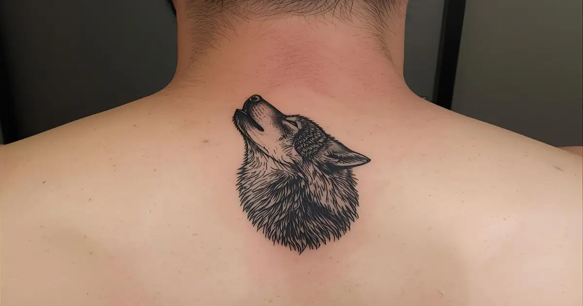 Tatuagens Masculinas Pequenas nas Costas