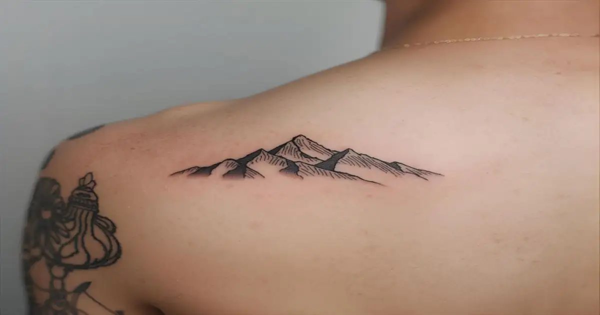 Tatuagens Masculinas Pequenas nas Costas