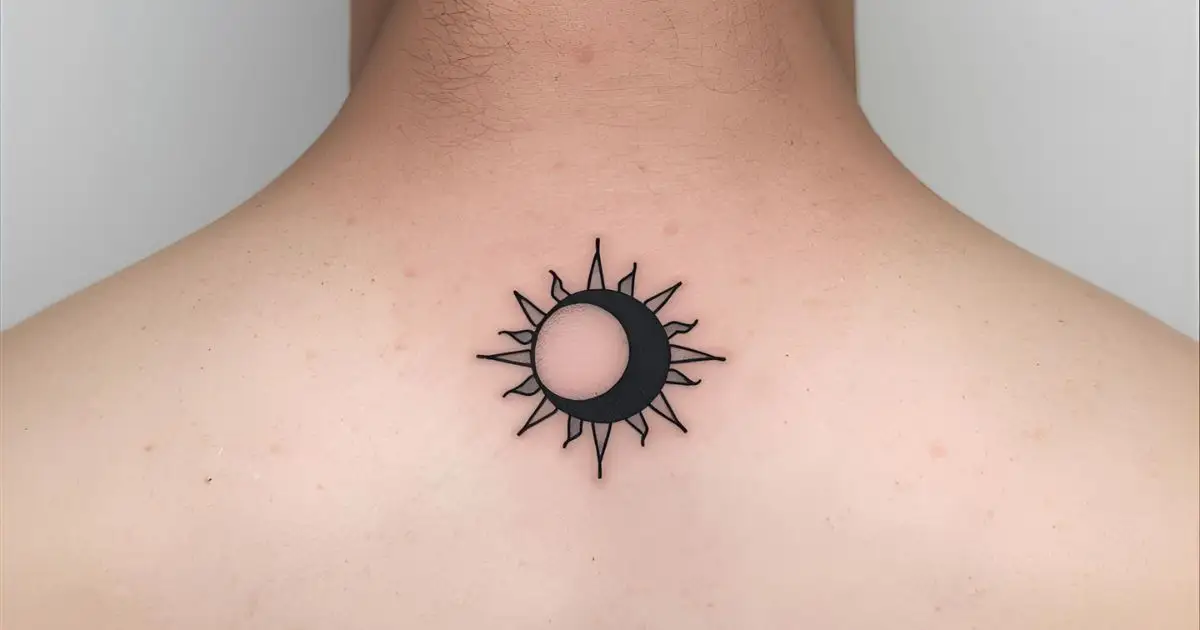 Tatuagens Masculinas Pequenas nas Costas