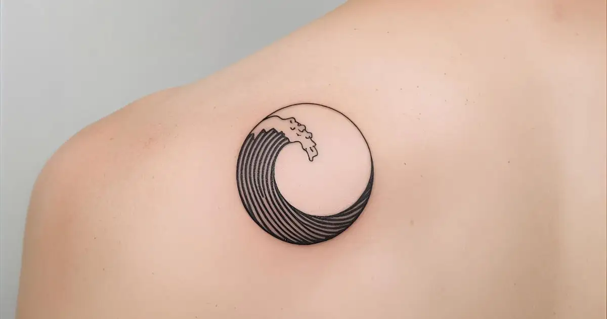 Tatuagens Masculinas Pequenas nas Costas